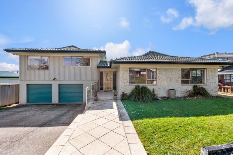 Photo of property in 7 Sunnyview Avenue, Shelly Park, Auckland, 2014