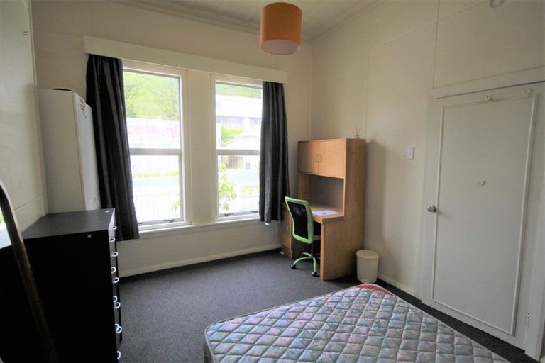 Photo of property in 2/12 Duke Street, Papakura, 2110