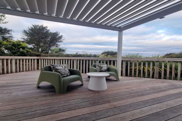 Photo of property in 70 Bay Vista Drive, Red Beach, 0932