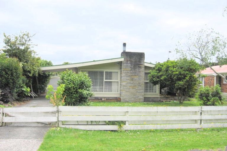 Photo of property in 391 Great South Road, Opaheke, Papakura, 2113