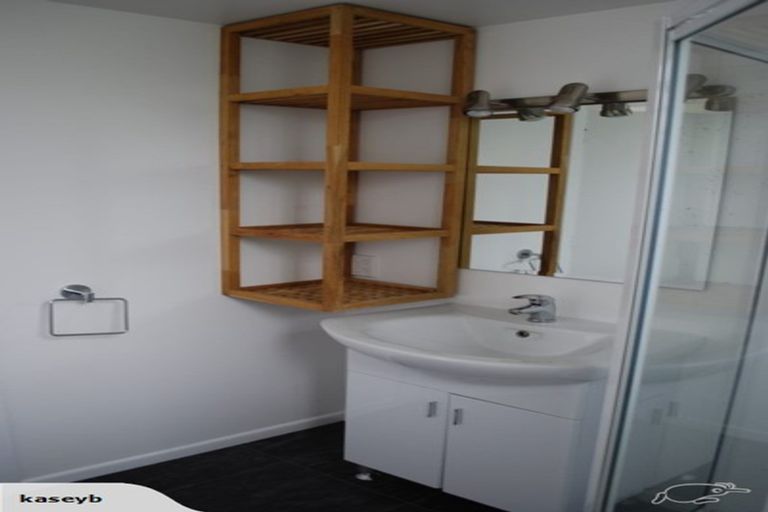 Photo of property in 3 Hill Grove, Naenae, Lower Hutt, 5011