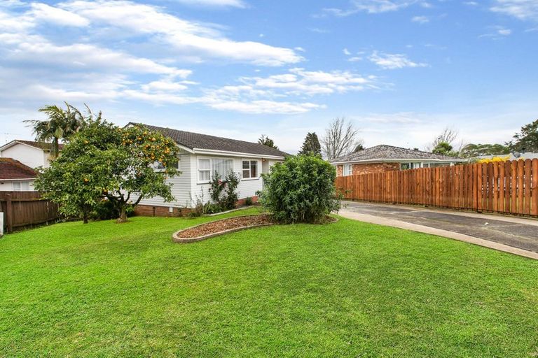 Photo of property in 45 Hobart Crescent, Wattle Downs, Auckland, 2103