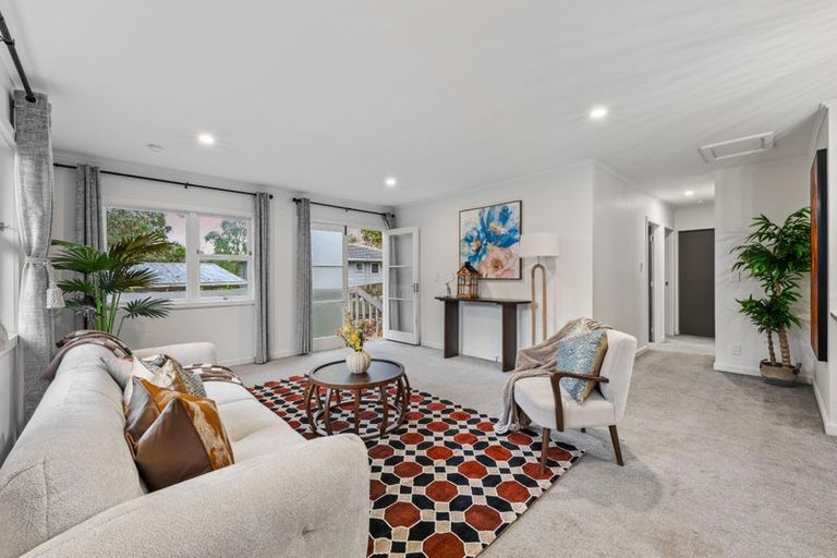 Photo of property in 25a Hewlett Road, Massey, Auckland, 0614