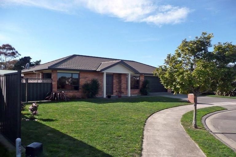 Photo of property in 23 Delta Mews Place, Clive, 4102