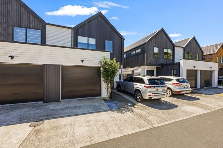 Photo of property in 19 Glen Evans Crescent, Fairfield, Lower Hutt, 5011