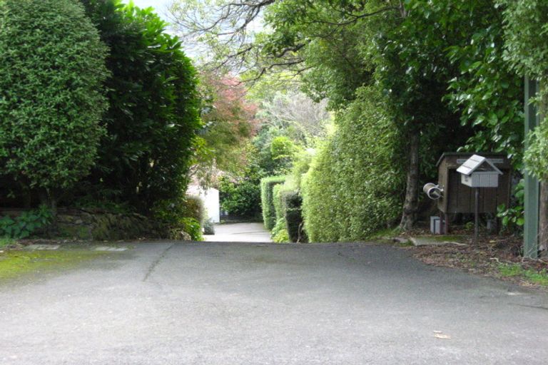 Photo of property in 23b Howard Street, Macandrew Bay, Dunedin, 9014