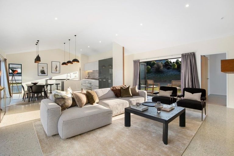 Photo of property in 50 Judge And Jury Drive, Lake Hayes, Queenstown, 9304