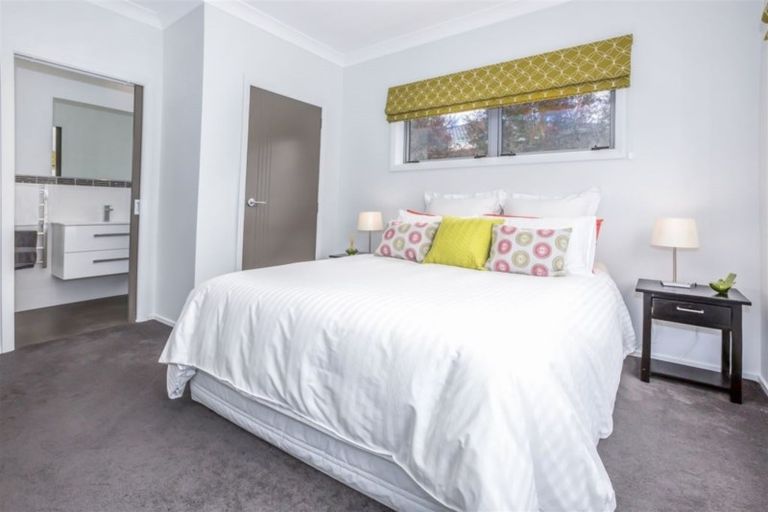 Photo of property in 19 Flotilla Place, Whitby, Porirua, 5024