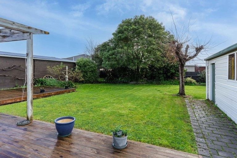 Photo of property in 44 Queen Street, Feilding, 4702