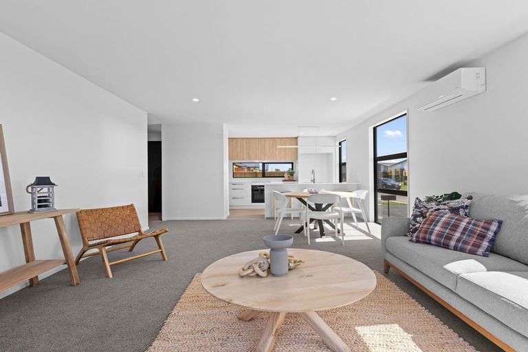 Photo of property in 28 Kite Street, Rolleston, 7614