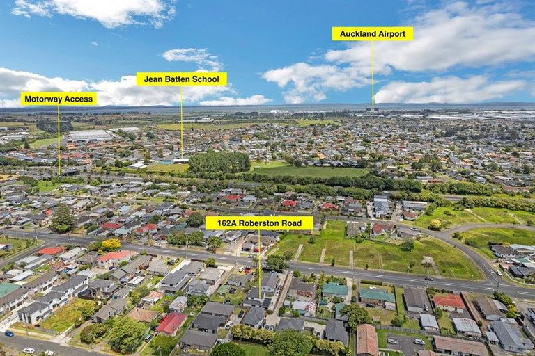 Photo of property in 162a Robertson Road, Mangere East, Auckland, 2024