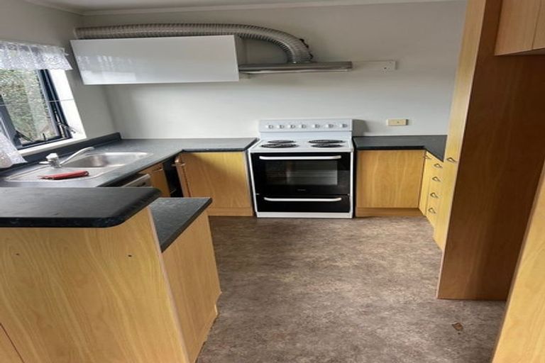 Photo of property in 2a Seymour Road, Sunnyvale, Auckland, 0612