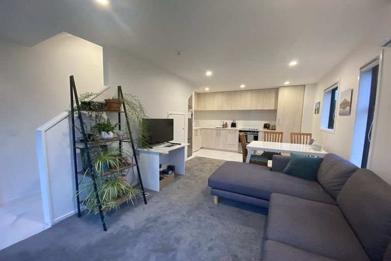 Photo of property in 2/5 Macky Street, Taita, Lower Hutt, 5011