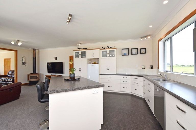 Photo of property in 674 Ryal Bush Wallacetown Road, Wallacetown, Invercargill, 9874