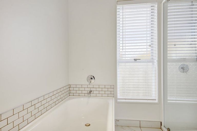 Photo of property in 80 Lowry Avenue, Redwood, Christchurch, 8051