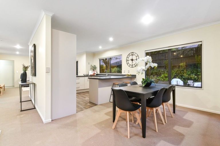 Photo of property in 12 Cabernet Close, Rototuna, Hamilton, 3210