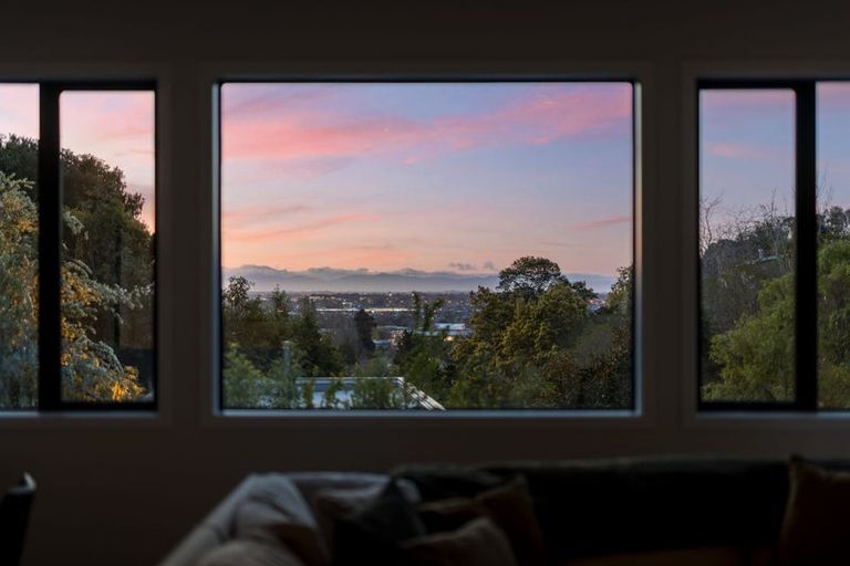Photo of property in 42c Valley Road, Cashmere, Christchurch, 8022