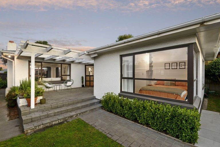 Photo of property in 230 Waimairi Road, Ilam, Christchurch, 8041