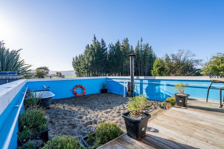 Photo of property in 6 Quarry Hills Fortification Road, Quarry Hills, Tokanui, 9884
