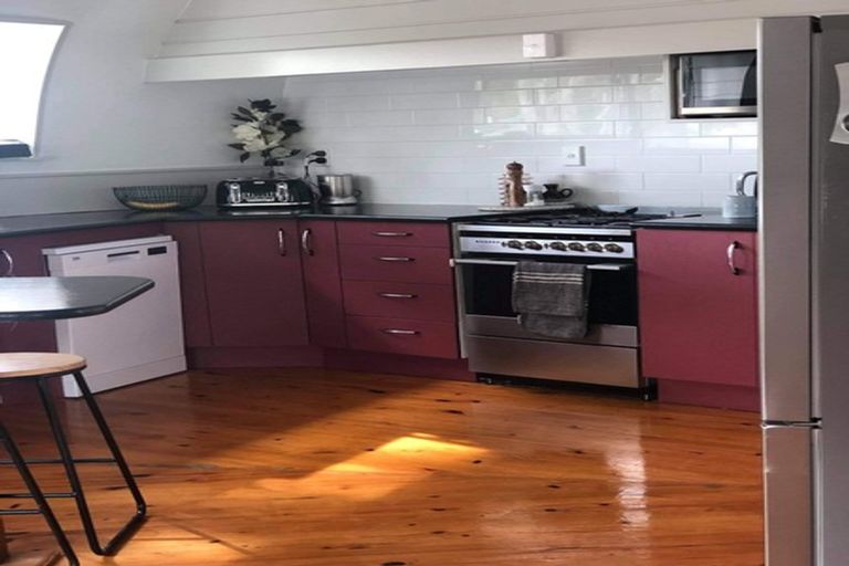 Photo of property in 542b Whangaparaoa Road, Stanmore Bay, Whangaparaoa, 0932