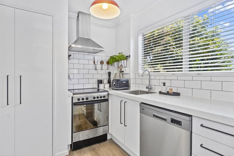 Photo of property in 3/576 Maunganui Road, Mount Maunganui, 3116