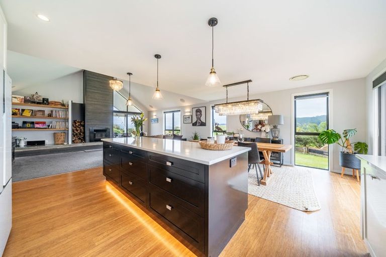 Photo of property in 49 Crest Road, Akatarawa, Upper Hutt, 5372