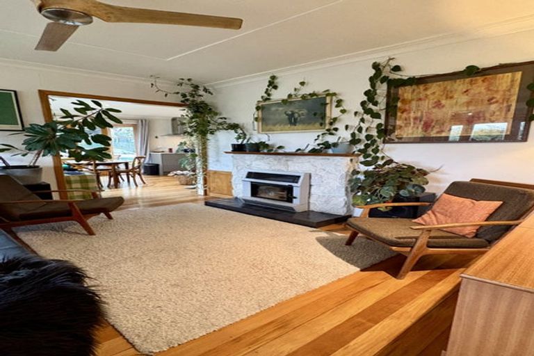 Photo of property in 14 Barrett Place, Carterton, 5713