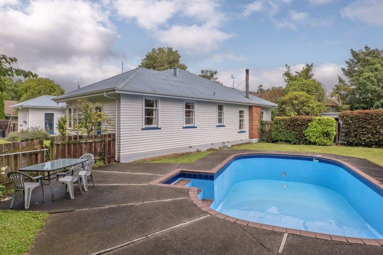 Photo of property in 92a Clyde Road, Ilam, Christchurch, 8041