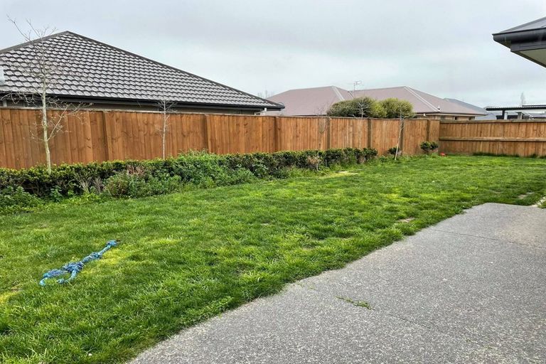 Photo of property in 9 Jarnac Boulevard, Yaldhurst, Christchurch, 8042