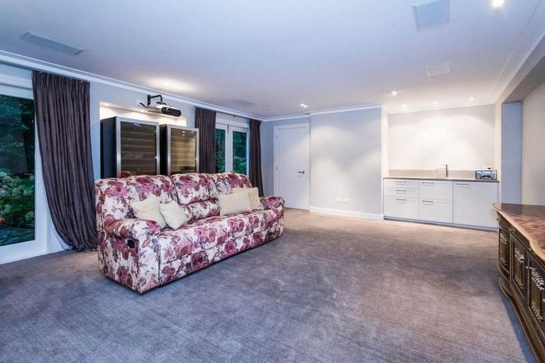 Photo of property in 35 View Road, Campbells Bay, Auckland, 0630