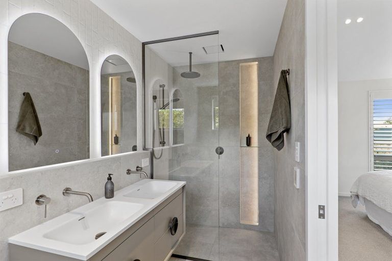 Photo of property in 2/105 Tomes Road, St Albans, Christchurch, 8052