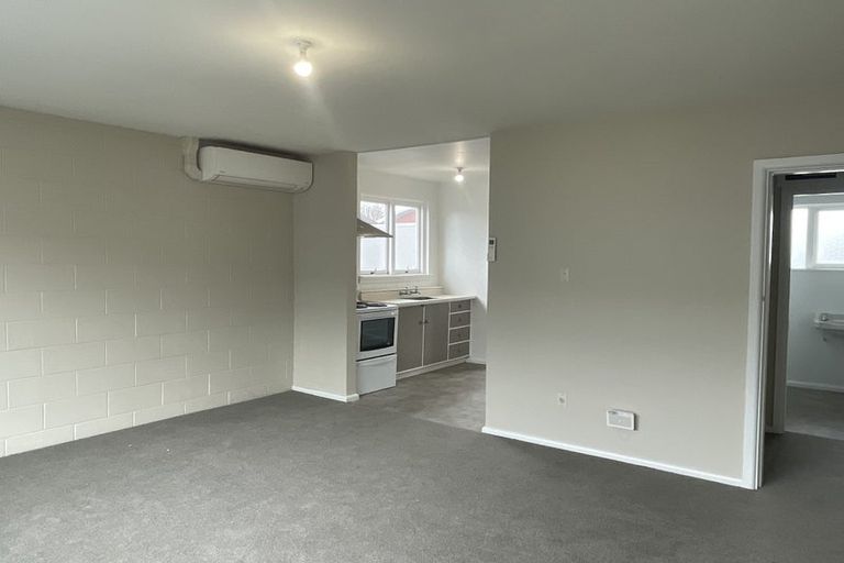 Photo of property in 196 Lincoln Road, Addington, Christchurch, 8024