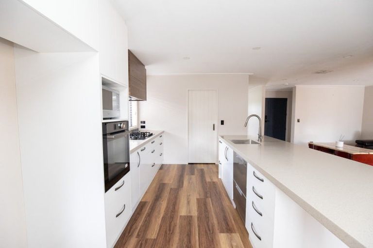 Photo of property in 27 Costello Drive, Ngatea, 3503