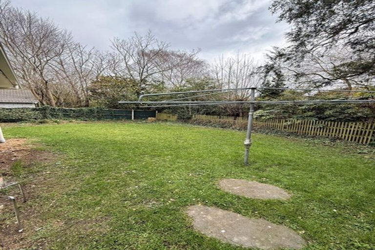 Photo of property in 2/94a Staveley Street, Avonhead, Christchurch, 8042