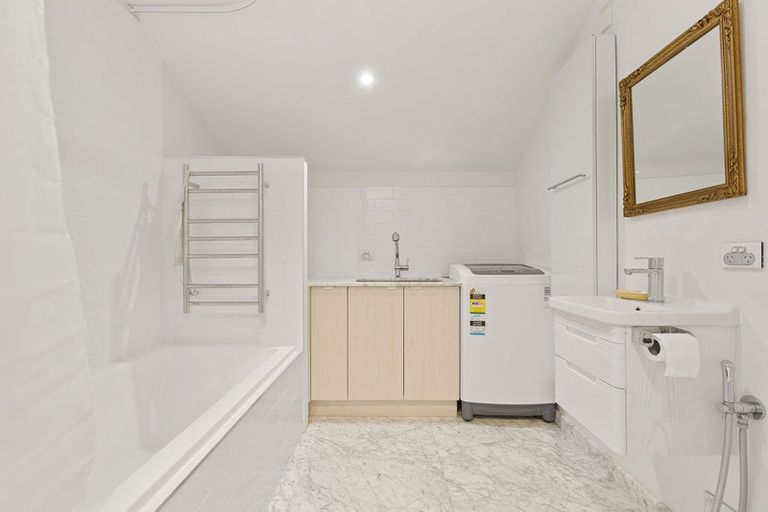 Photo of property in 158 North Avon Road, Richmond, Christchurch, 8013