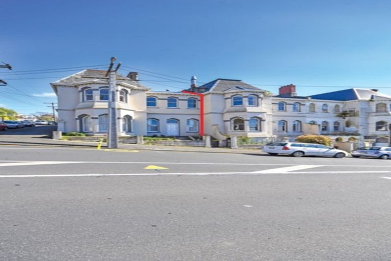 Photo of property in 50 Manor Place, Dunedin Central, Dunedin, 9016