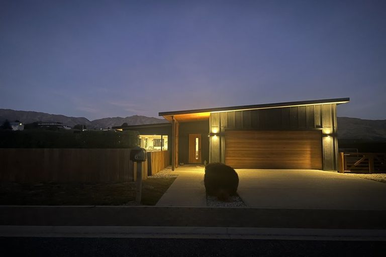 Photo of property in 6 Edna Lane, Lake Hawea, Wanaka, 9382