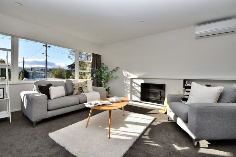 Photo of property in 21 Taverner Street, Carterton, 5713