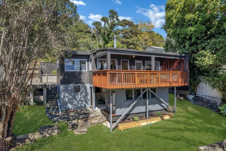 Photo of property in 61 Hillcrest Road, Hatfields Beach, Orewa, 0931