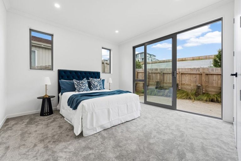 Photo of property in 6 Baumea Rise, Massey, Auckland, 0614
