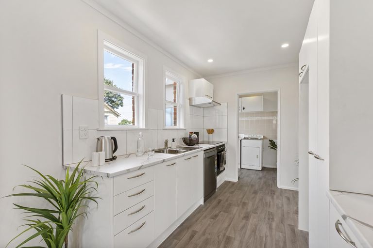 Photo of property in 1/16 Avis Avenue, Papatoetoe, Auckland, 2025