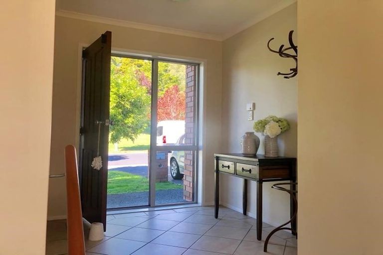 Photo of property in 12 Driftwood Drive, Red Beach, 0932