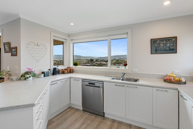 Photo of property in 14 Joe Brown Avenue, Mosgiel, 9024