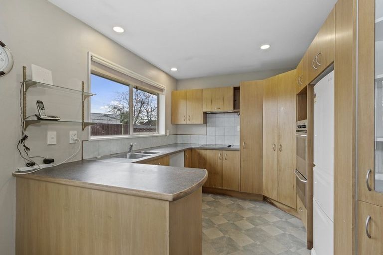 Photo of property in 5a Greenwood Close, Mairehau, Christchurch, 8013