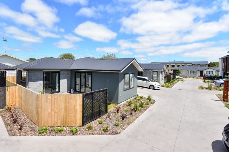 Photo of property in 14/37 North Ridge Drive, Rototuna North, Hamilton, 3210