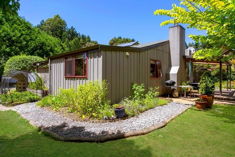 Photo of property in 1/160 Acacia Heights Drive, Acacia Bay, Taupo, 3385