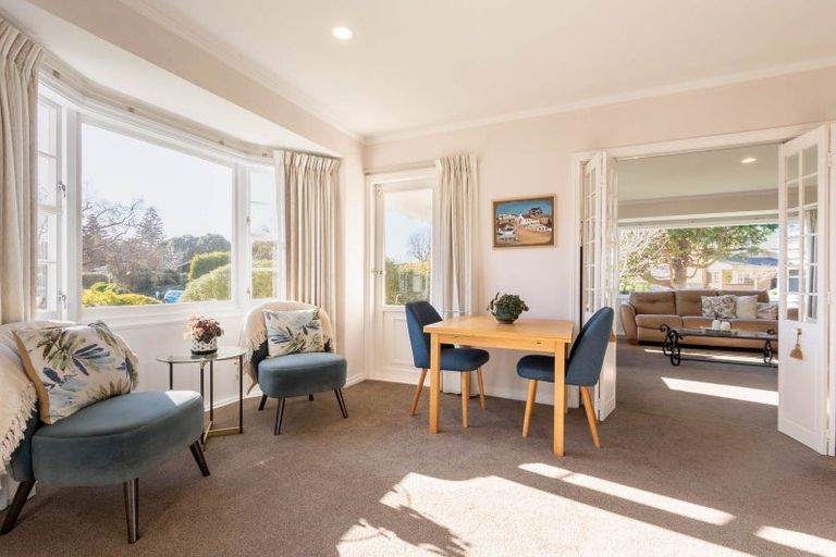 Photo of property in 1 Edgewater Street, Waikanae, 5036