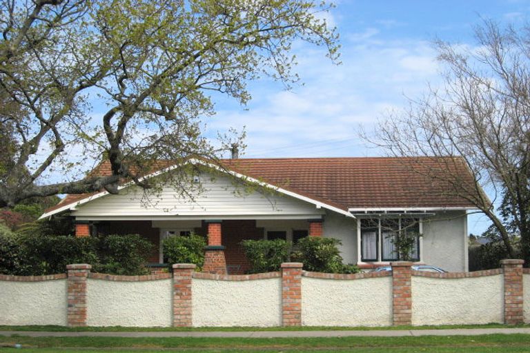 Photo of property in 5 Caius Avenue, Gonville, Whanganui, 4501