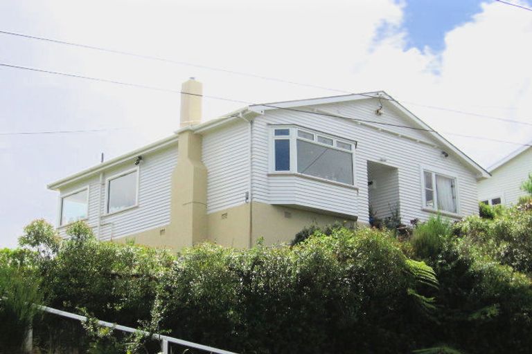 Photo of property in 170 The Ridgeway, Mornington, Wellington, 6021