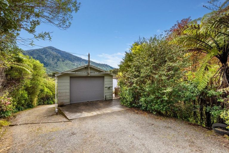 Photo of property in 460 Moetapu Bay Road, Moetapu Bay, Picton, 7282